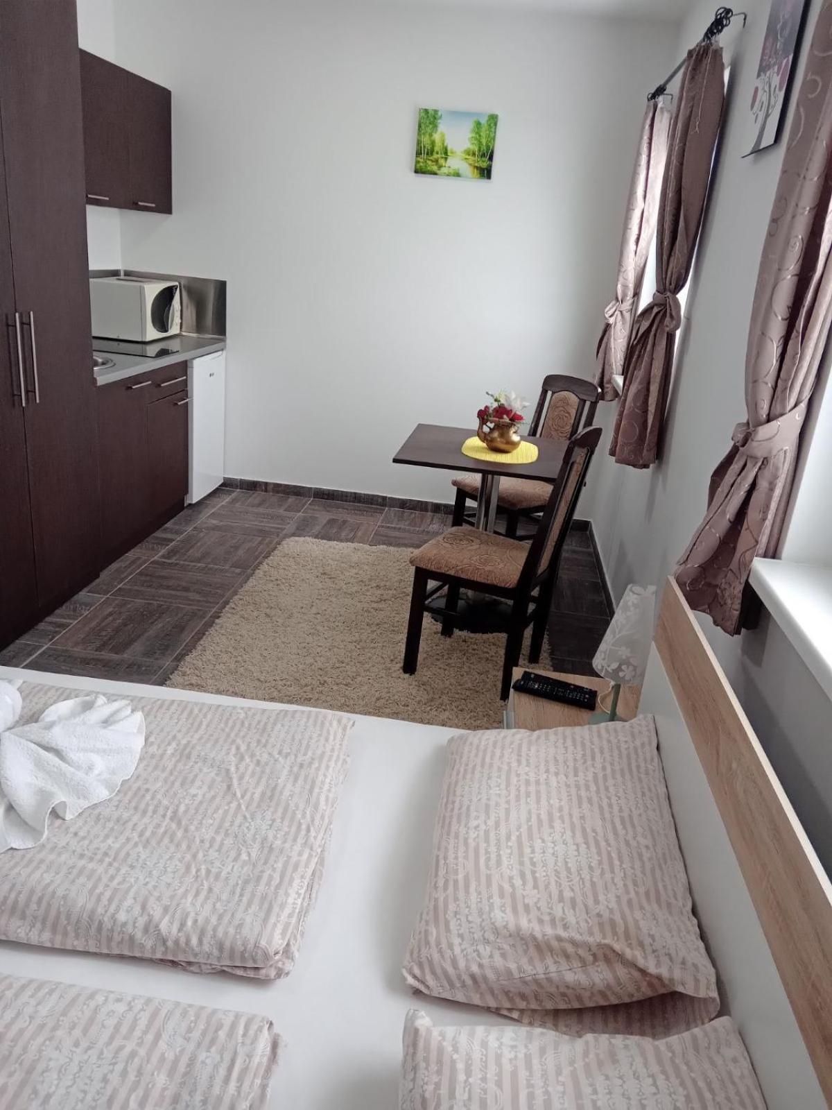 Vila Mozart - Apartments & Studios Kopaonik Luaran gambar